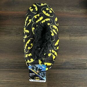 Batman DC Comics Fuzzy Babba Slipper Socks NWT Boys 13-4